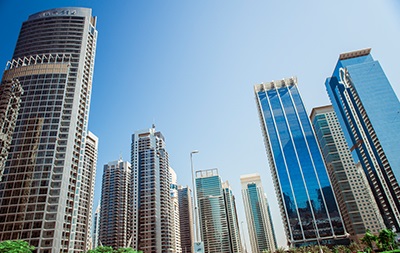 Бизнес в ОАЭ: Почему бизнесмены стремятся в Арабские ЭмиратыРеклама