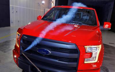 Ford бросит в трубу 200 млн долларов