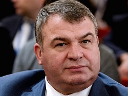 Сердюков выдвинут в совет директоров Объединенной авиастроительной корпорации