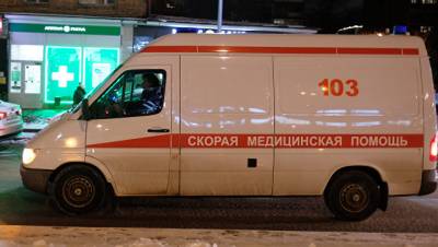 На востоке Москвы нетрезвый мужчина ударил полицейского ножом
