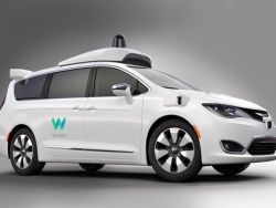Google начинает тестирование автономно управляемых автомобилей с потребителями