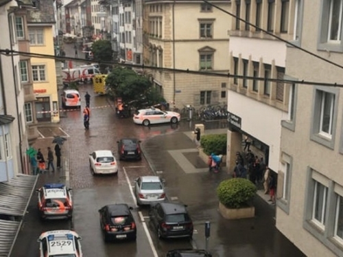 Резня бензопилой в Швейцарии: ранены пять человек