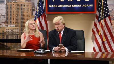 Алек Болдуин получил Эмми за пародию на Трампа в комедийном телешоу