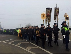 В Сети высмеяли крестный ход полицейских против ДТП в Краснодаре