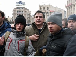 Le Monde: попытка ареста Саакашвили оказалась кошмарным унижением для Киева