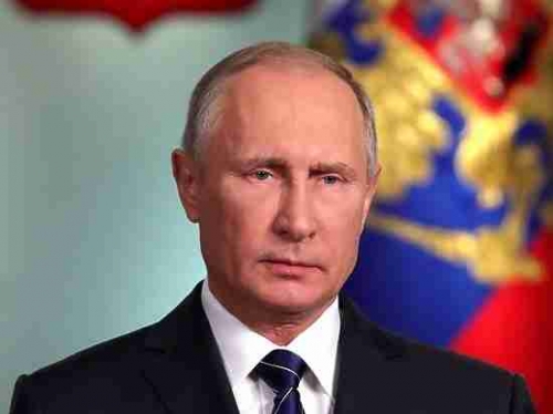 Путин поручил ввести ежемесячную выплату на первенца и продлить маткапитал
