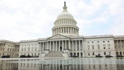 Сенат США принял законопроект о налоговой реформе
