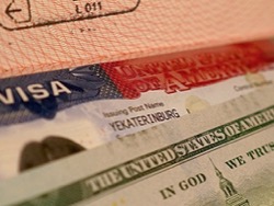 Американские консульства в регионах России возобновляют выдачу виз