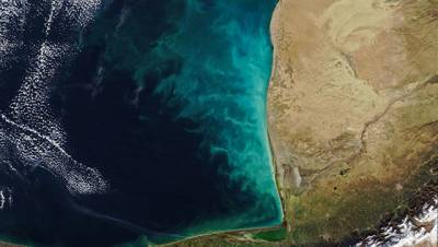 NASA показало молочные вихри в Каспийском море