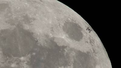 Горб Луны помог ученым выяснить, когда на Земле возник океан