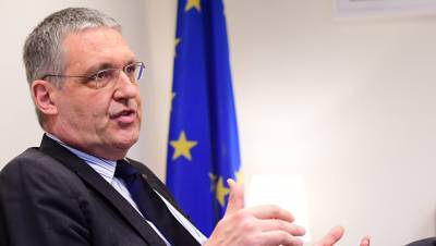Посол ЕС рассказал, от чего зависит возврат к диалогу об отмене виз с РФ