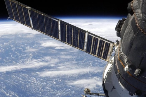Россия планирует отказаться от импортных солнечных батарей для спутников