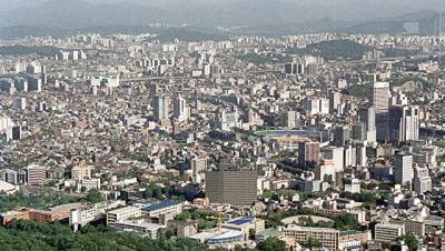 Южная Корея временно сняла часть санкций с КНДР
