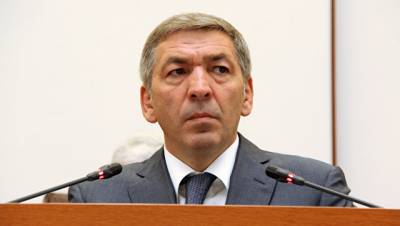 В Дагестане задержали врио премьера республики и двух его замов