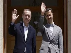 Асад между турецкой лисой и русским медведем