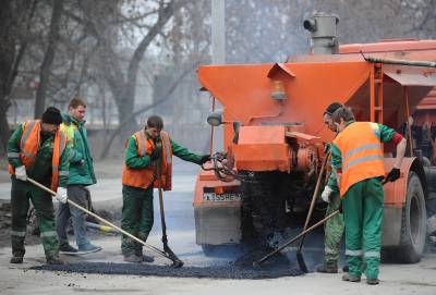 Зимой в Москве ремонтируют до 400 кв. м дорог ежедневно