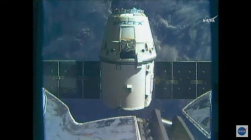 Космический корабль SpaceX Dragon успешно доставил груз с МКС на Землю