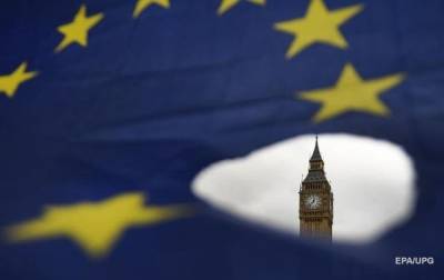 EС хочет обязать Британию платить и после Brexit