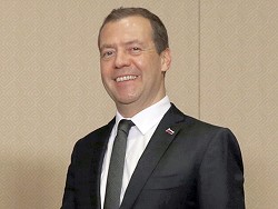 Медведев пожелал геологам успехов и всего самого доброго