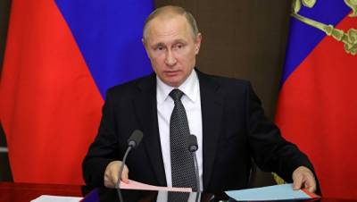 Путин обсудит с правительством поддержку экономической активности