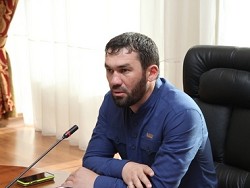 Даудов прокомментировал дешевую клевету HRW о его присутствии при пытках геев в Чечне