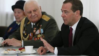 Медведев заявил, что власти сделают все необходимое для поддержки ветеранов