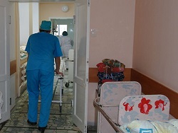 Российские больницы могут остаться без санитаров после выполнения указа Путина