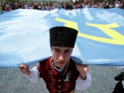 Несломленный: крымский татарин в Крыму восхитил украинцев и насмешил россиян