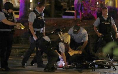Беспорядки в США: ранены девять полицейских
