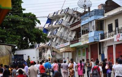 Землетрясение в Мексике: число жертв превысило 60
