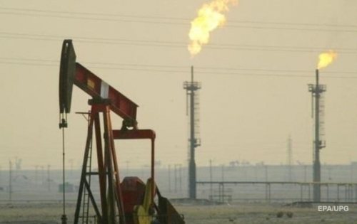 Цена бочки нефти превысила $56 впервые с апреля