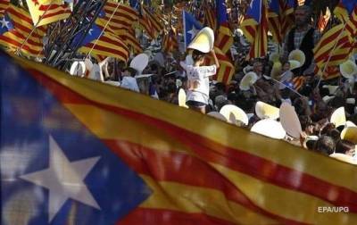 В Каталонии приняли закон о порядке выхода из состава Испании