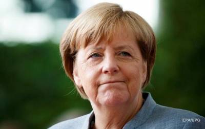 Меркель вспомнила историю ГДР, говоря о Крыме
