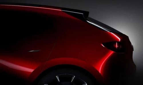 Mazda заявляет о новой двигательной технологии и свежем языке дизайна