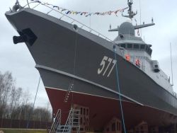 В Петербурге спустили на воду первый корабль проекта 22800 Тайфун