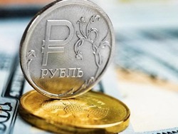 Готов ли Центробанк не допустить падения курса рубля накануне выборов президента?