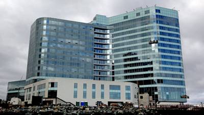 Глава Приморья призвал достроить хотя бы один отель Hyatt к ВЭФ 2018