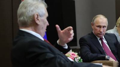 Земан заявил Путину, что с санкциями нужно заканчивать