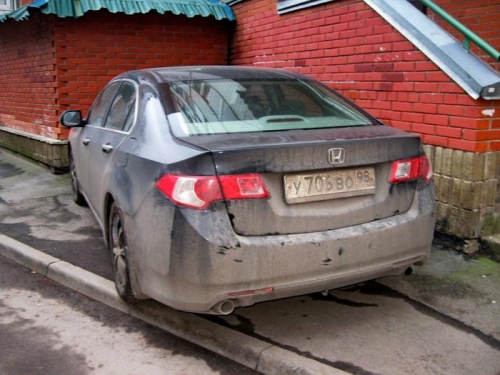 Позор Петербурга: автохамы на тротуарах