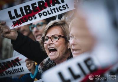 Митинг в Барселоне собрал 750 тысяч сторонников независимости Каталонии