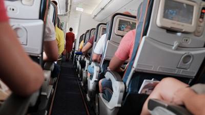 Пассажир ударил стюардессу на рейсе Москва   Нью Йорк