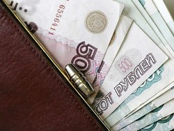 С 1 января вырастут МРОТ и зарплаты бюджетников