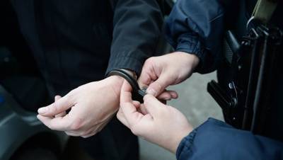 В Череповце задержали подозреваемого в нападении с ножом на подростка