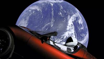Запущенный в космос автомобиль главы SpaceX включили в каталог спутников