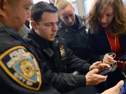 Полицейским Нью Йорка выдали iPhone 7 и 7 Plus
