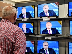 Голос: Пассивность Путина снизила интерес ТВ к выборам