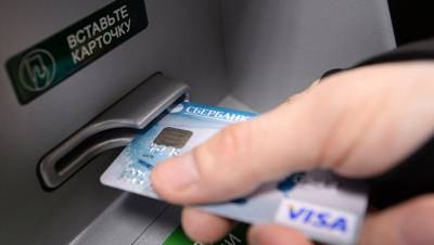 Сбербанк и ВТБ смогут обслуживать клиентов в Крыму