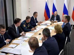 Путин устроил чиновникам разнос из за жалоб подтопленцев