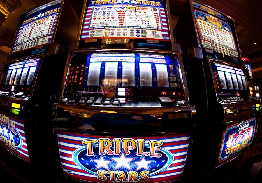Online casino slot machine las vegas робот прогнозы на спорт ставки на футбол