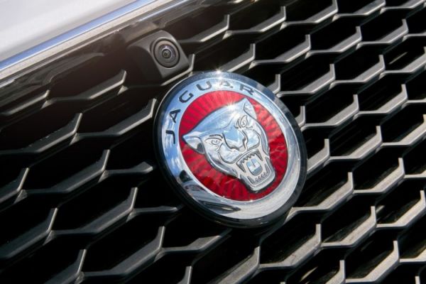 Тест драйв Jaguar E Pace: Кот у ворот